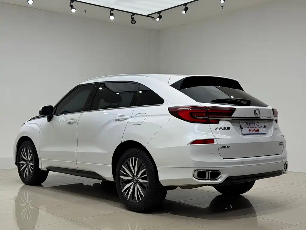 Avancier 370 TURBO 4 WD Premium