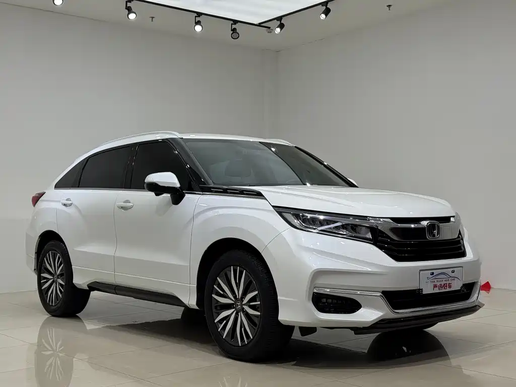 Avancier 370 TURBO 4 WD Premium