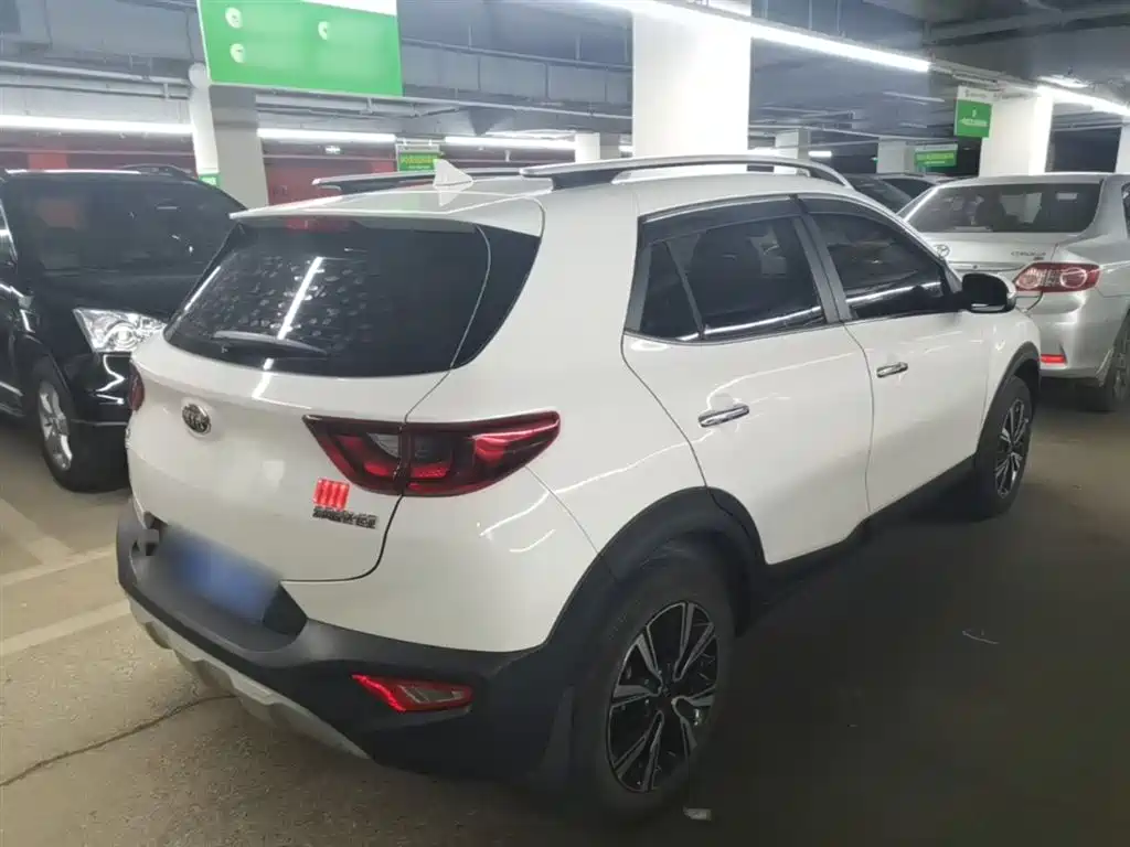 Stonic 1.4 L Auto Fun Enjoyment CN-VI