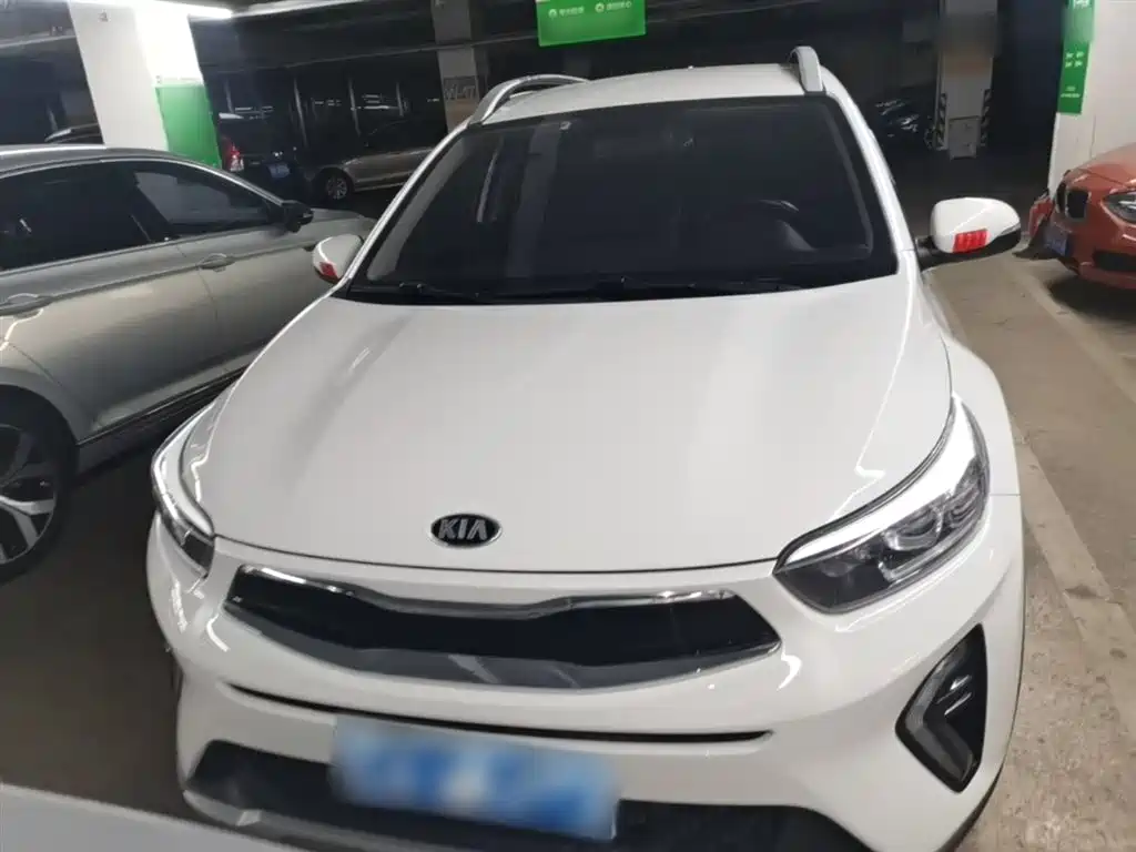 Stonic 1.4 L Auto Fun Enjoyment CN-VI