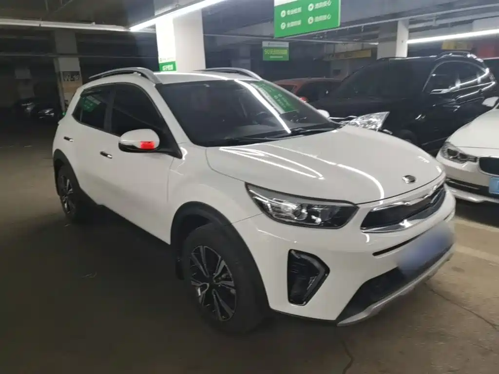 Stonic 1.4 L Auto Fun Enjoyment CN-VI