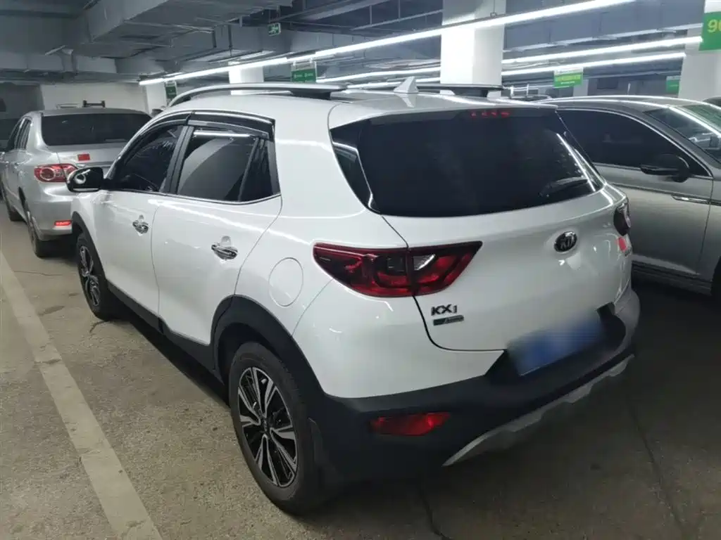 Stonic 1.4 L Auto Fun Enjoyment CN-VI