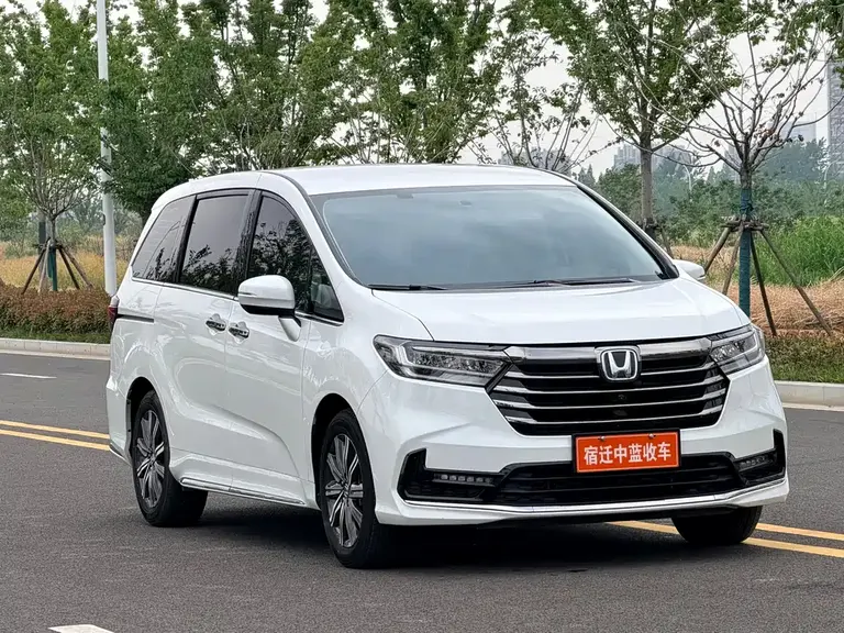 Honda Odyssey 2.0 L e:HEV Sharp· Joy