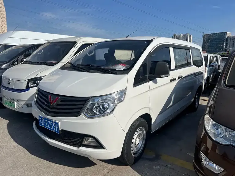 Wuling Journey Classic 1.5 L Comfort L3 C