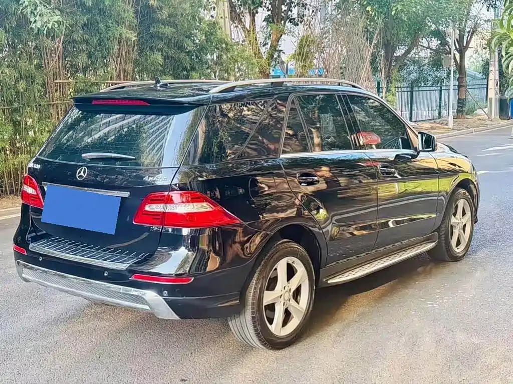Mercedes-Benz M-Class ML 320 4 MATIC