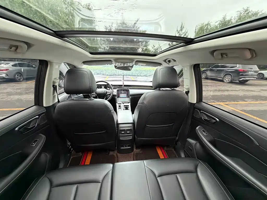 Roewe RX5 PLUS 330 TGI Auto China Style Smart Premium