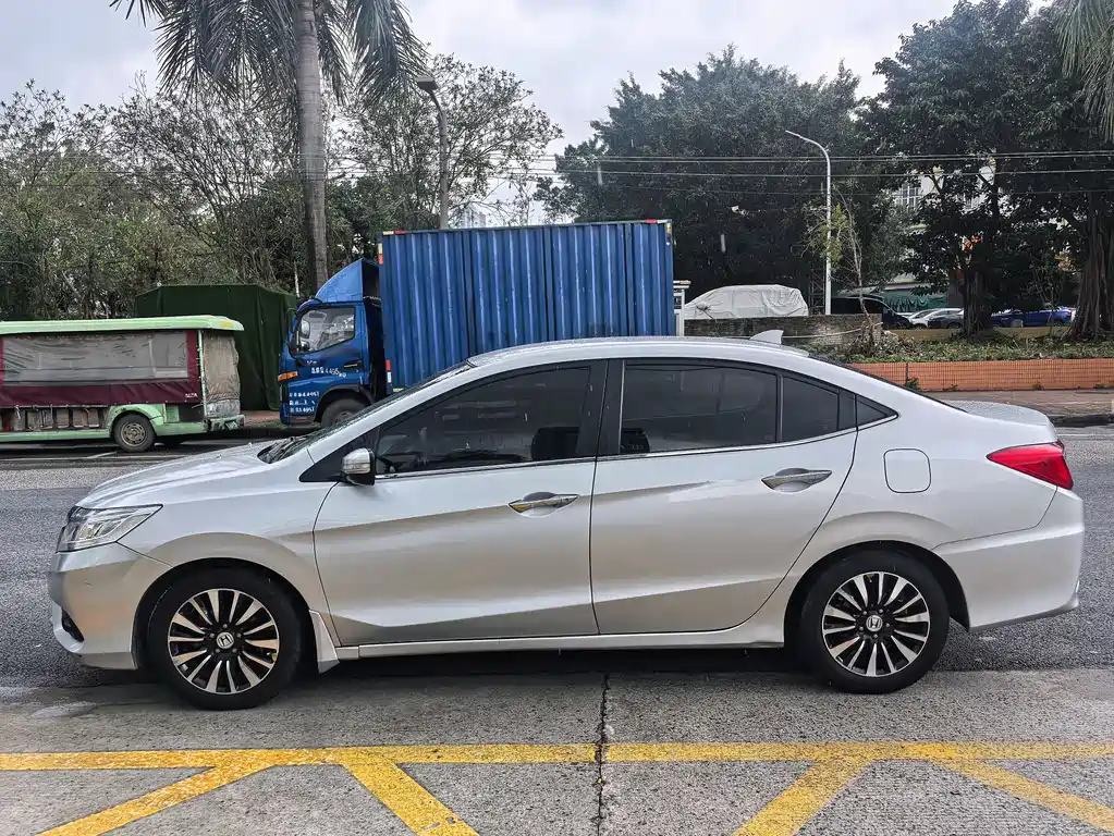 Crider 凌派 2013款 1.8 L 手动舒适版