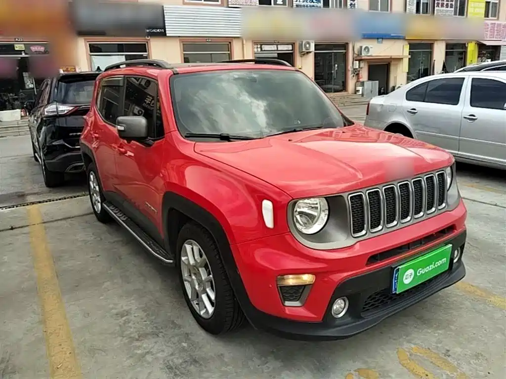 Renegade 自由侠 2019款 220 T 自动精英版