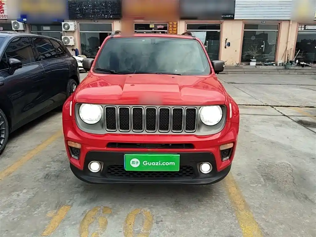 Renegade 自由侠 2019款 220 T 自动精英版