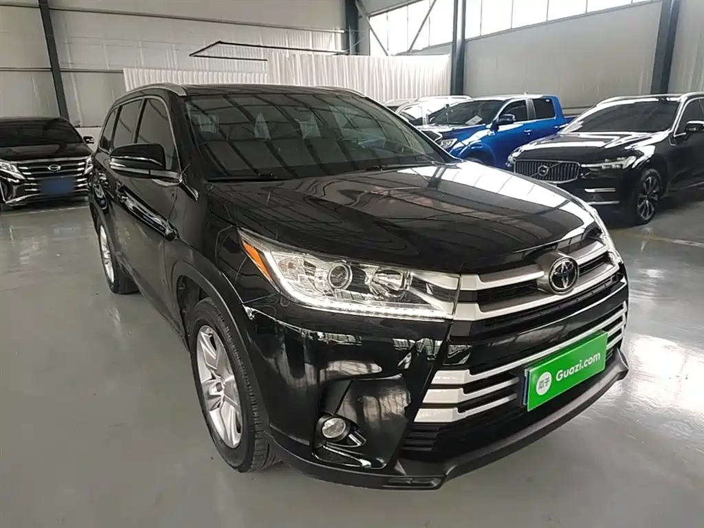 Highlander 2.0 T 4 WD Luxury 7-seat