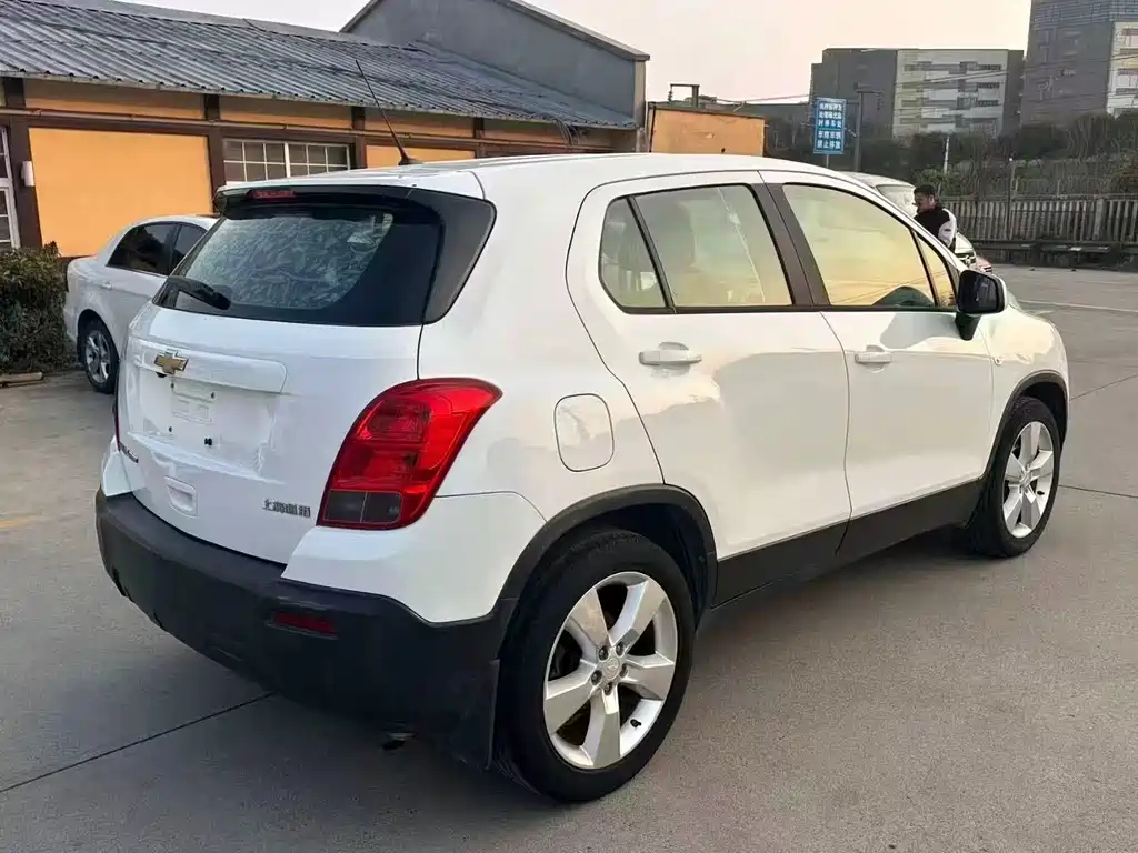 Tracker 1.4 T Manual 2 WD Comfort