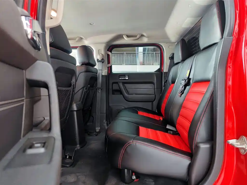 Hummer H3 H3 x 3.7