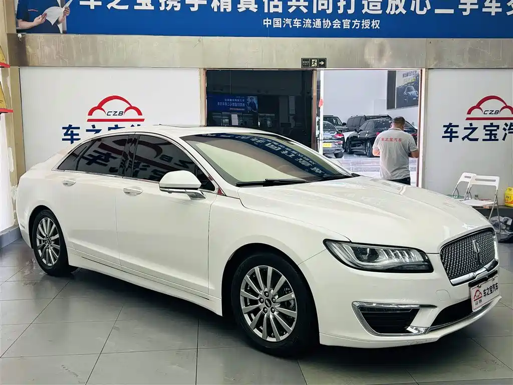 Lincoln MKZ 2.0 T Premium