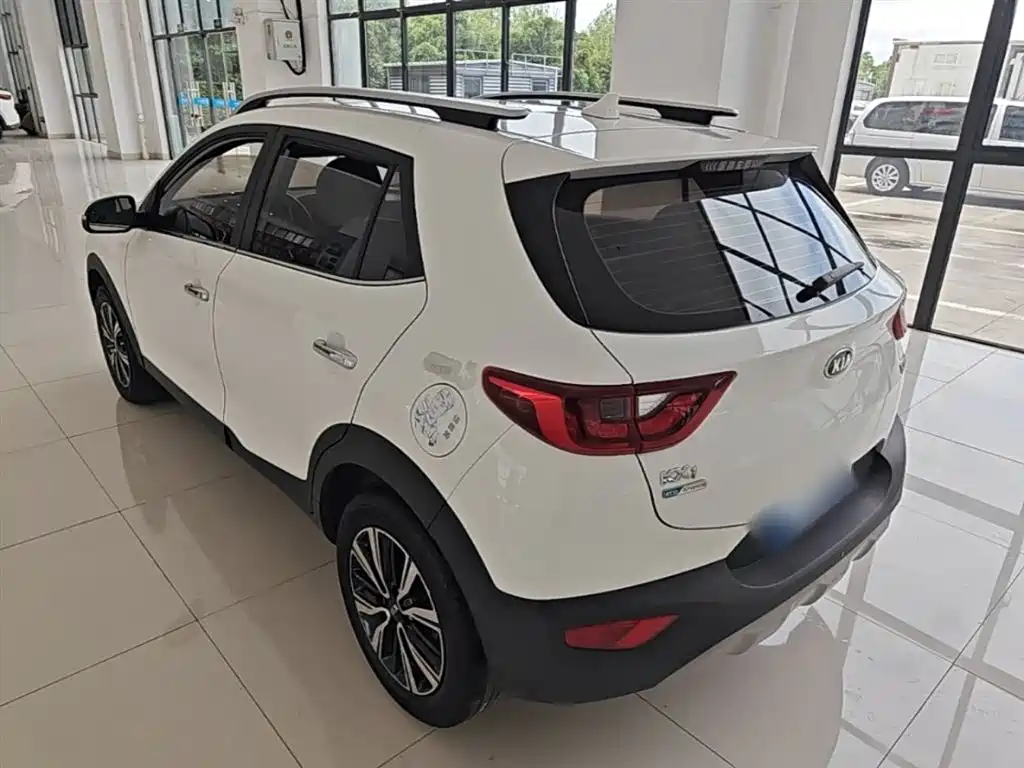 Stonic 1.4 L Auto Fun Enjoyment CN-VI