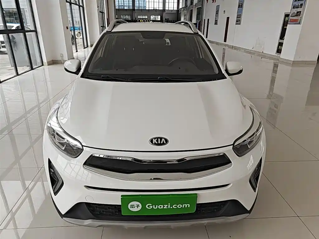 Stonic 1.4 L Auto Fun Enjoyment CN-VI