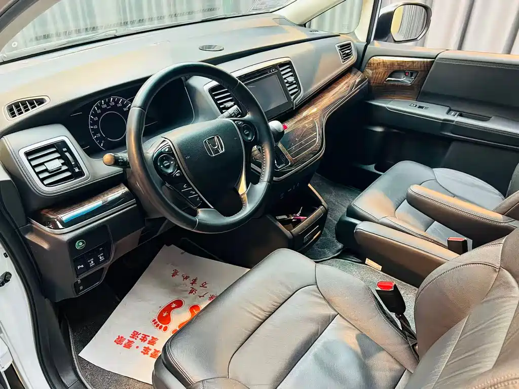 Odyssey Facelift 2.4 L Smart Enjoyment