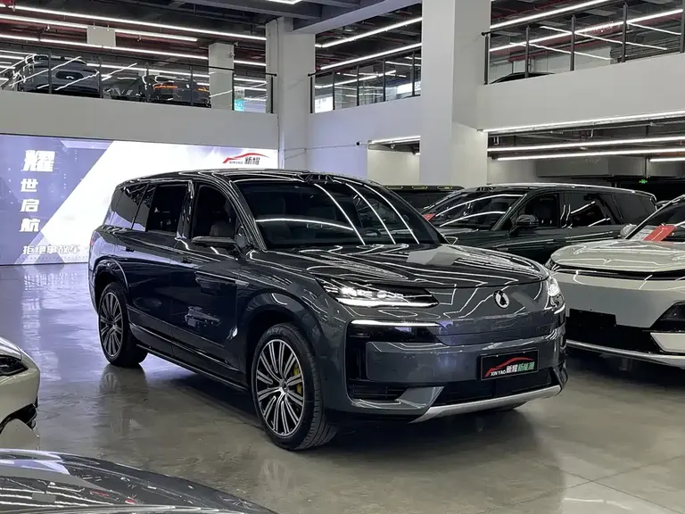 Denza N9 Flagship