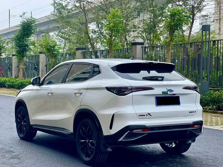 Changan Oshan X5 PLUS Facelift 1.5 T DCT Outstanding