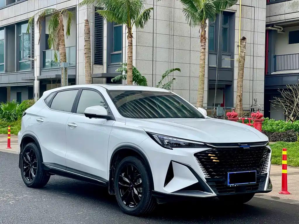 Changan Oshan X5 PLUS Facelift 1.5 T DCT Outstanding