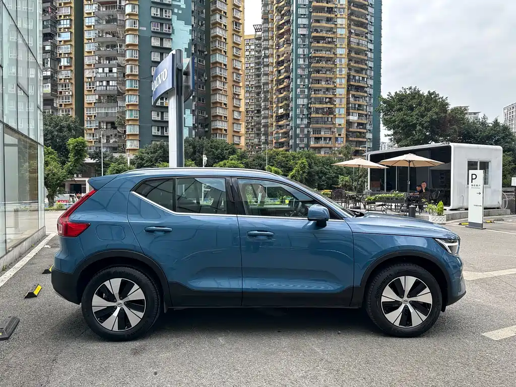 Volvo XC40 B3 Smart Vision Luxury