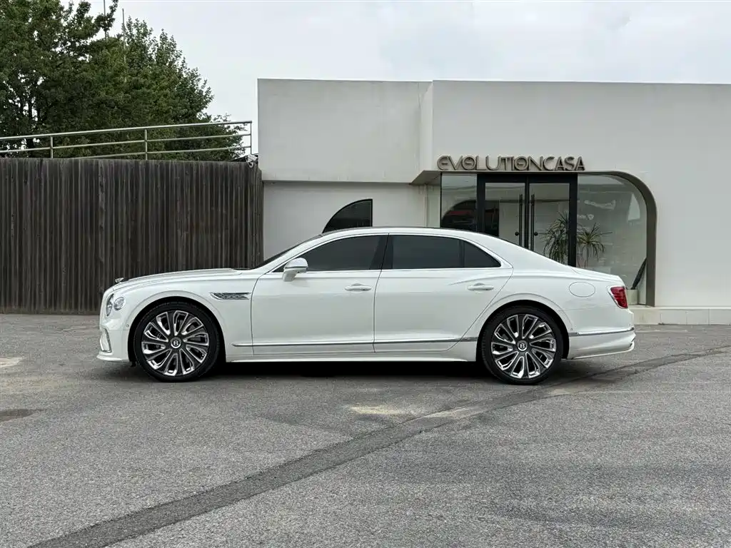 Flying Spur PHEV 4.0 T V8 Mulliner