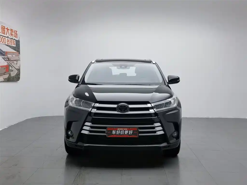 Highlander 2.0 T 4 WD Luxury 7-seat