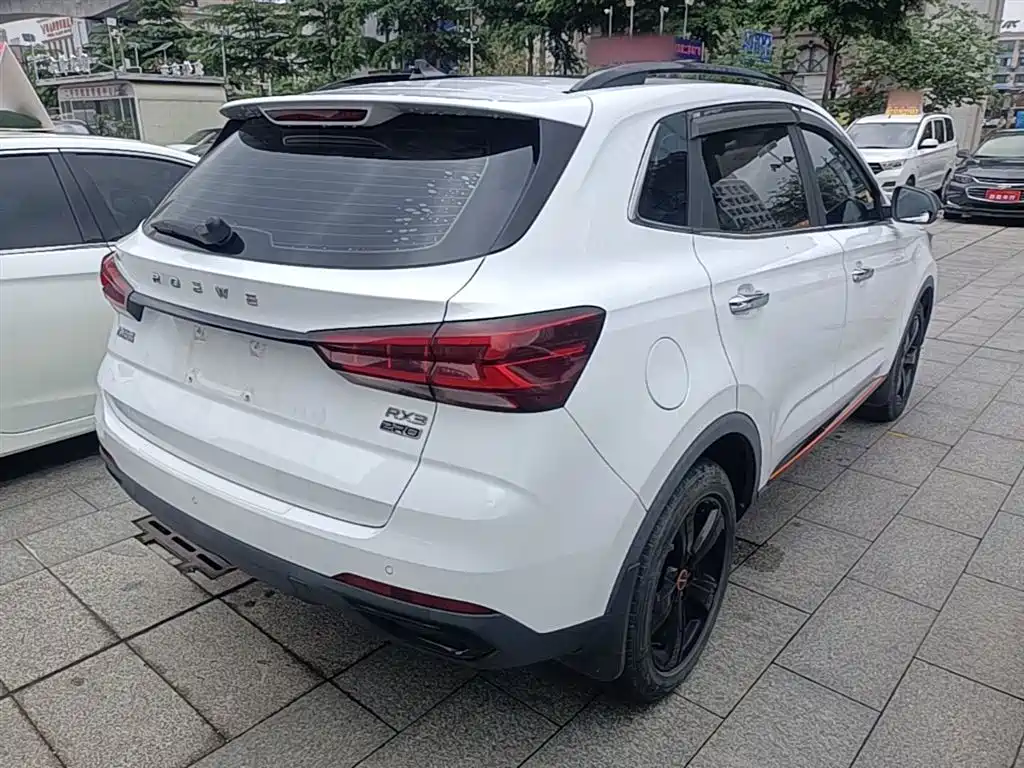 Roewe RX3 荣威RX3 2021款 PRO 1.6 L CVT精英型