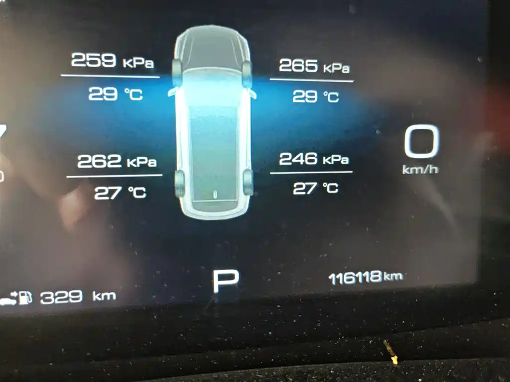 Wuling Victory 1.5 T CVT Flagship