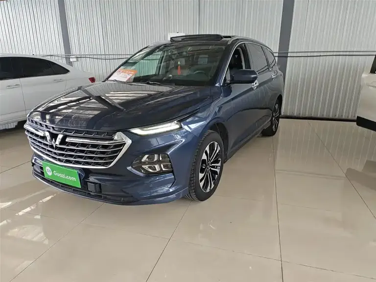 Wuling Victory 1.5 T CVT Flagship