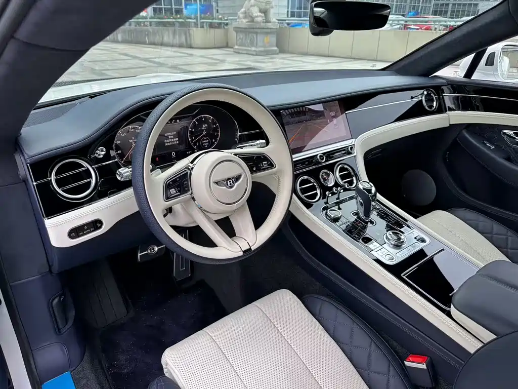 Continental GT 4.0 T GT V8