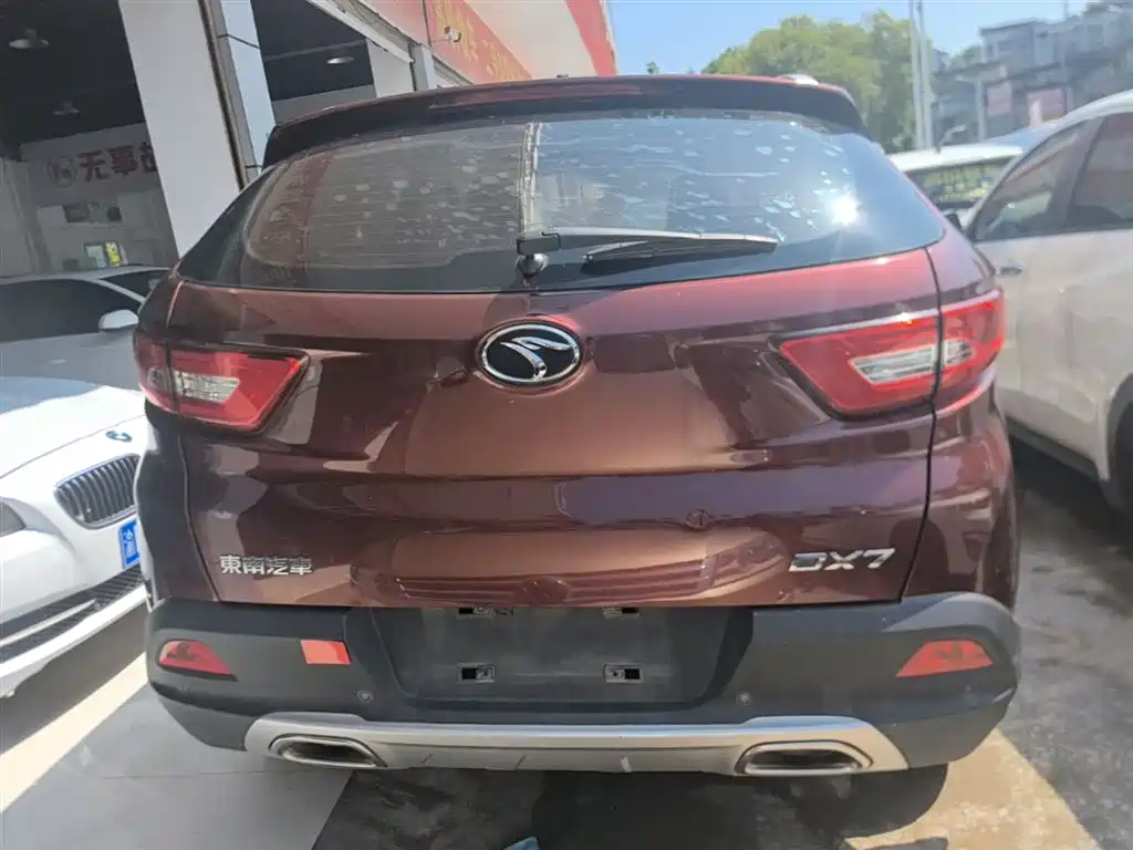 Soueast DX7 1.5 T Auto Glory