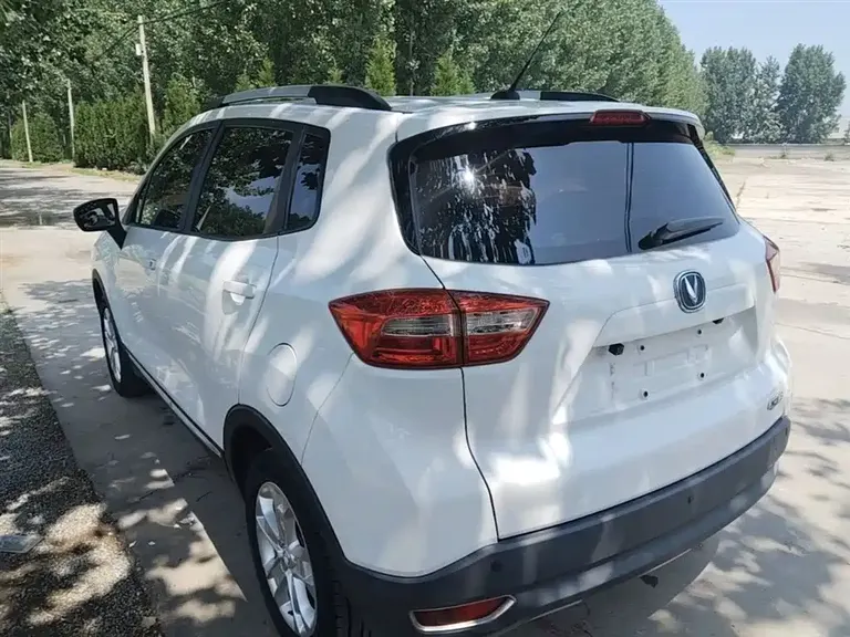 Changan CS15 1.5 L Manual Fashion