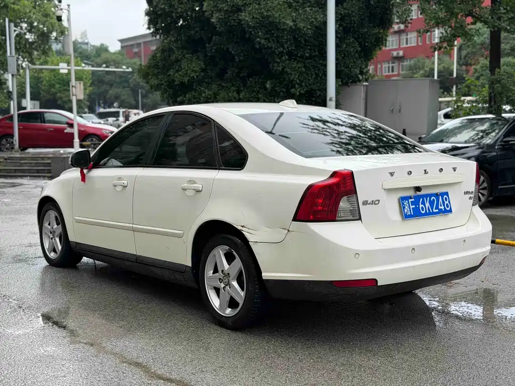 Volvo S40 2.0 L Auto Elegant
