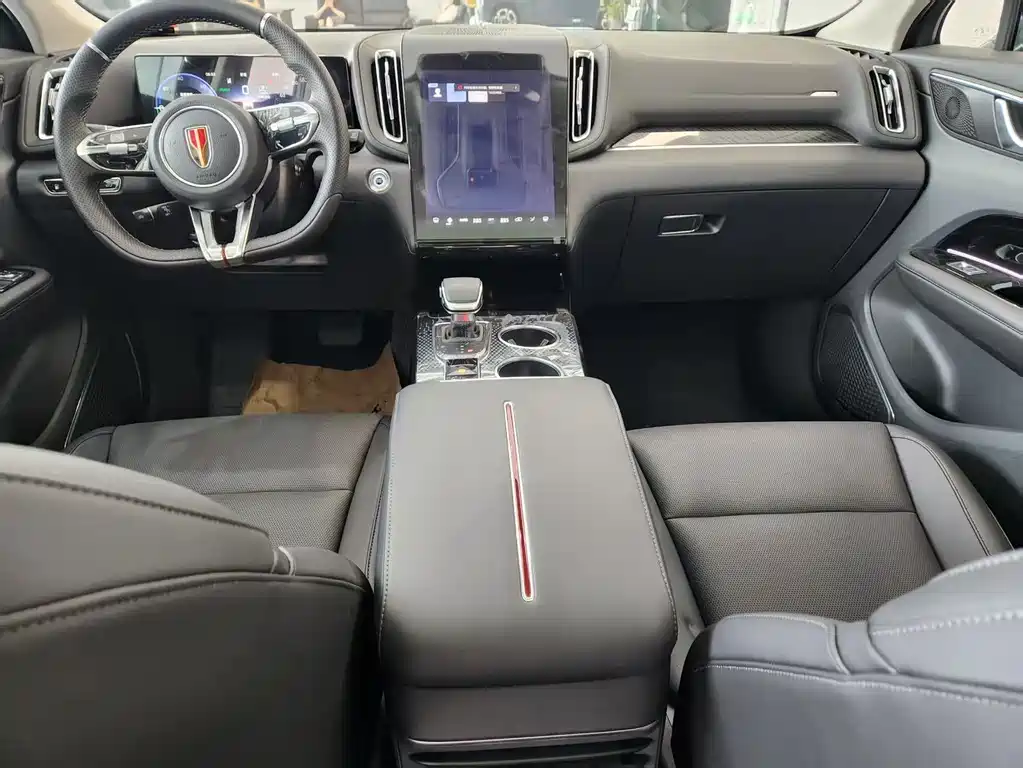 Hongqi HS3 PHEV 117 km Power Action PLUS
