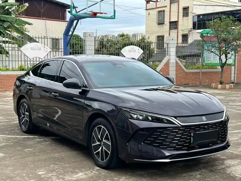 BYD Qin L DM-i 120 KM Transcend