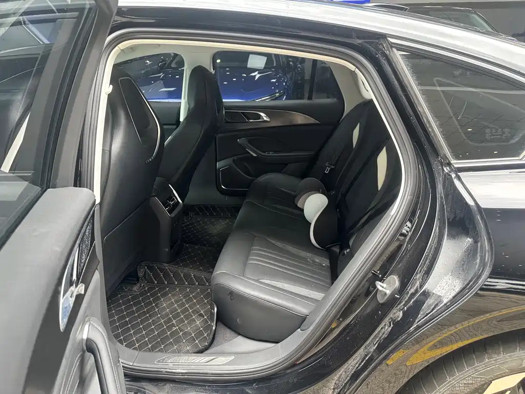 Hongqi H6 2.0 T Premium Comfort