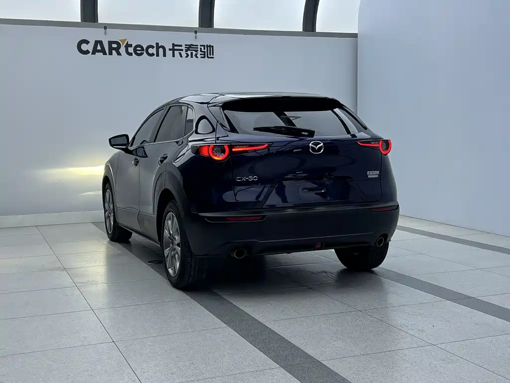 Mazda CX-30 2.0 L Auto Elegant Joy