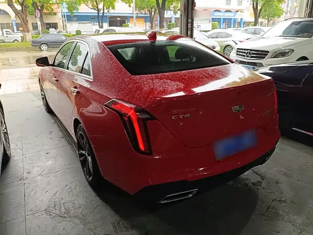 Cadillac CT4 28 T Luxury