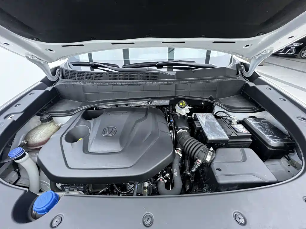Changan CS35 PLUS Facelift Blue Whale NE 1.4 T DCT Luxury