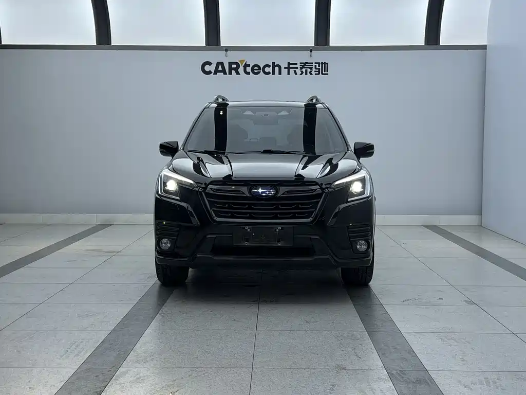 Forester 2.0 i AWD Luxury EyeSight