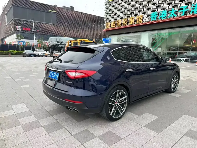 Maserati Levante 3.0 T Standard CN-V