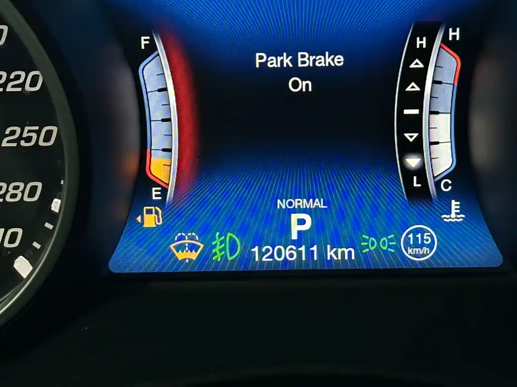 Levante 3.0 T Standard CN-V
