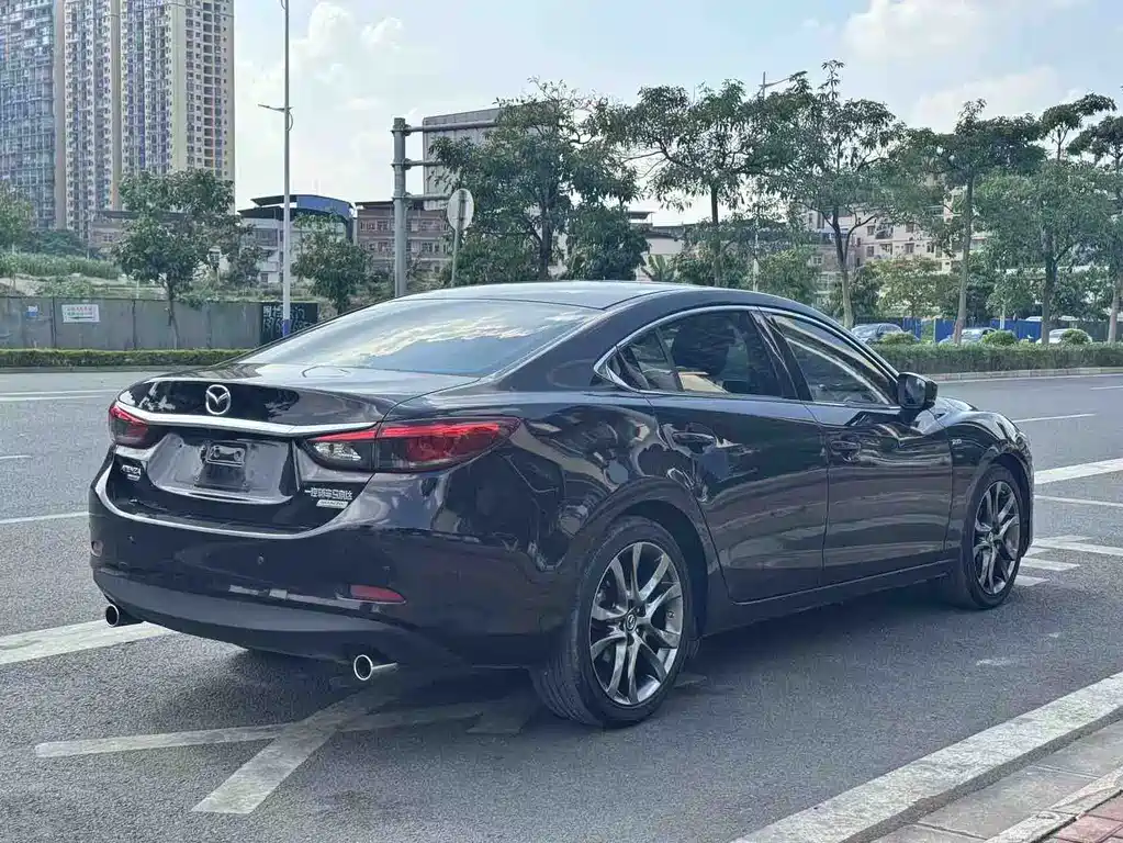 Atenza 2.5 L Blue Sky Sport CN-V