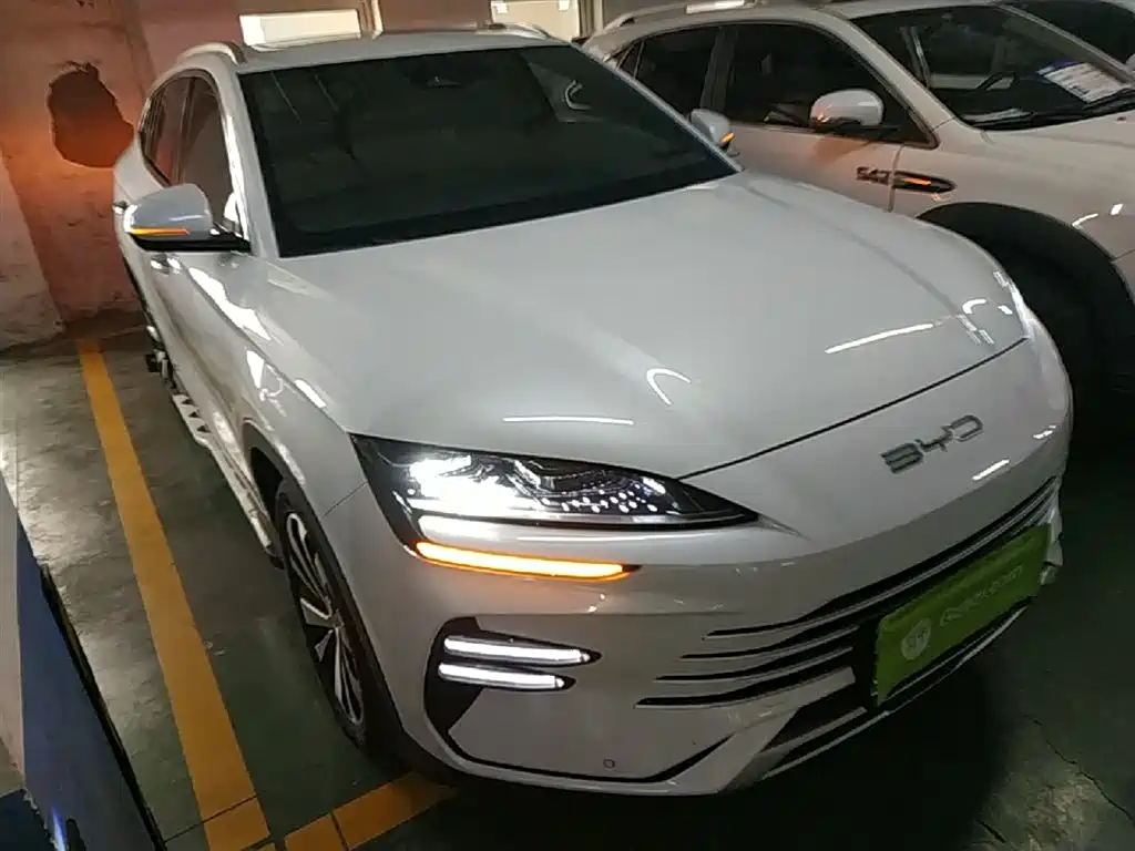 Song PLUS NEV Champion DM-i 110 KM Flagship PLUS