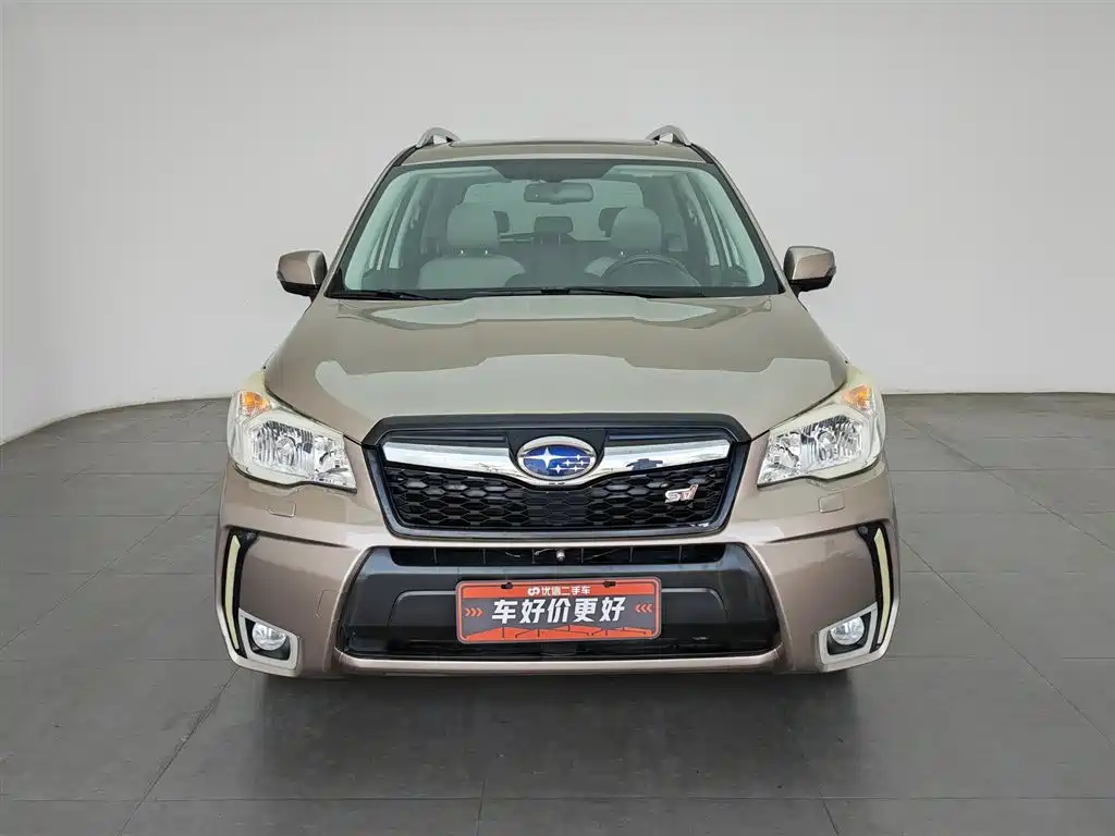 Forester 2.5 i Auto Distinguished