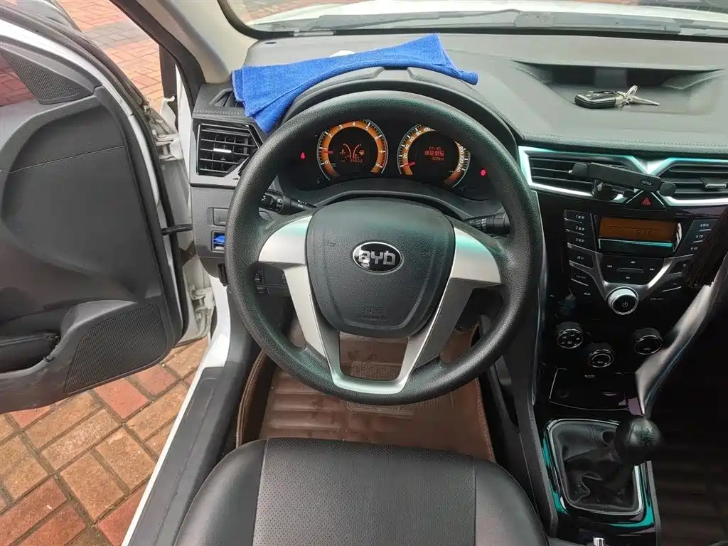 BYD F3 比亚迪F3 2020款 1.5 L 手动豪华版