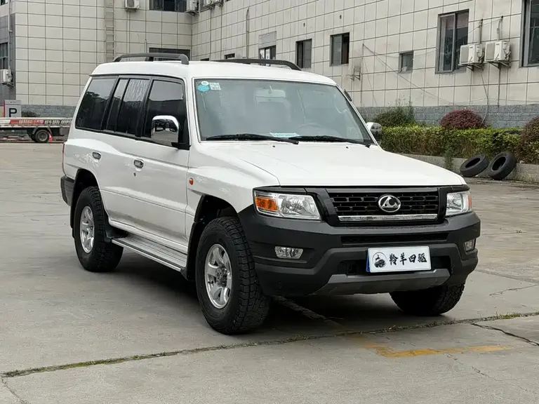 Leopaard Q6 2.4 L Manual 4 WD Outstanding