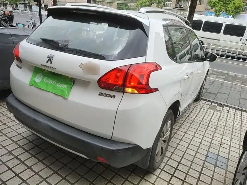 Peugeot 2008 2014 1.6 L Auto Fashion