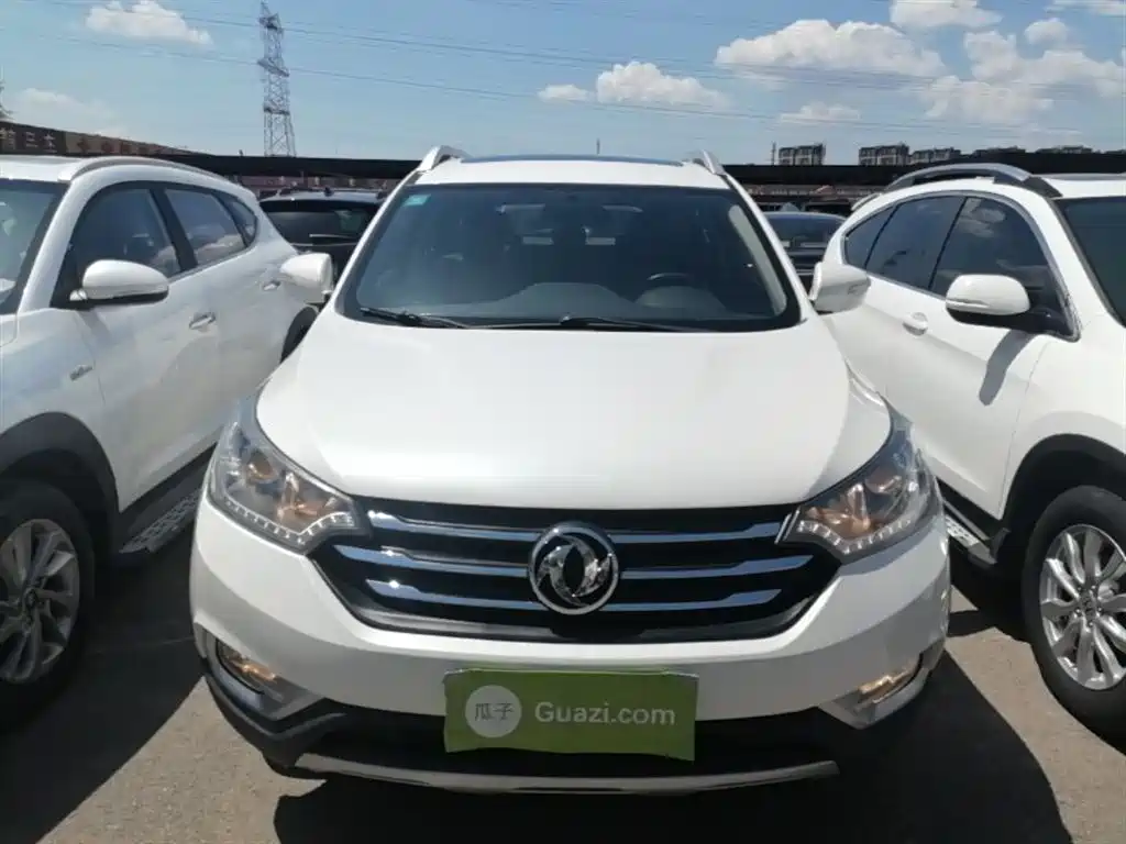 Dongfeng Fengshen AX7 2.0 L Auto Smart Ease