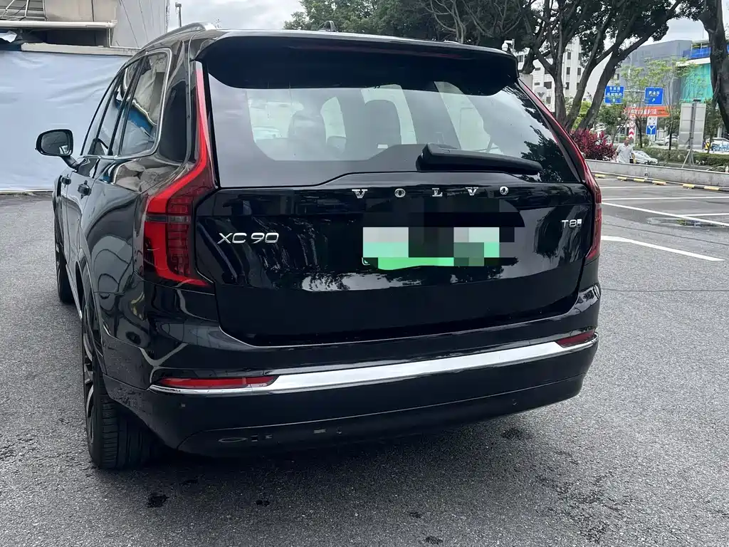 Volvo XC90 PHEV Facelift T8 Smart Supreme Luxury 7-seat